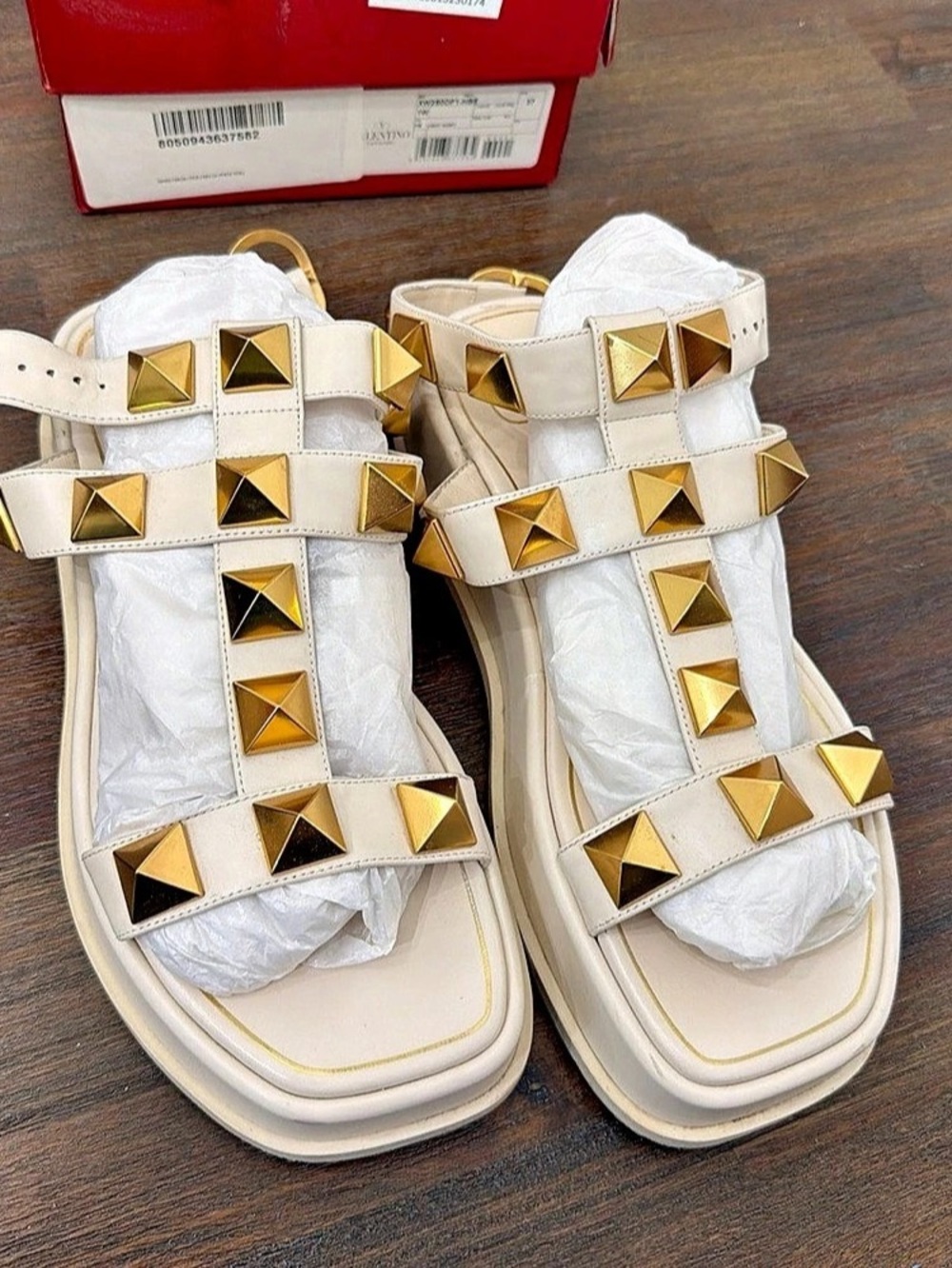 Valentino Garavani Rockstud Sandals White Gold Size EU 37